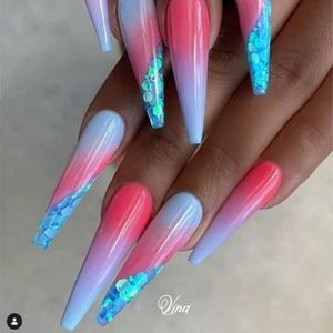 Press on nails